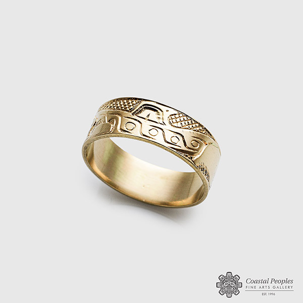 14k gold Killerwhale ring by Canadian indigenous artist Carmen Goertzen